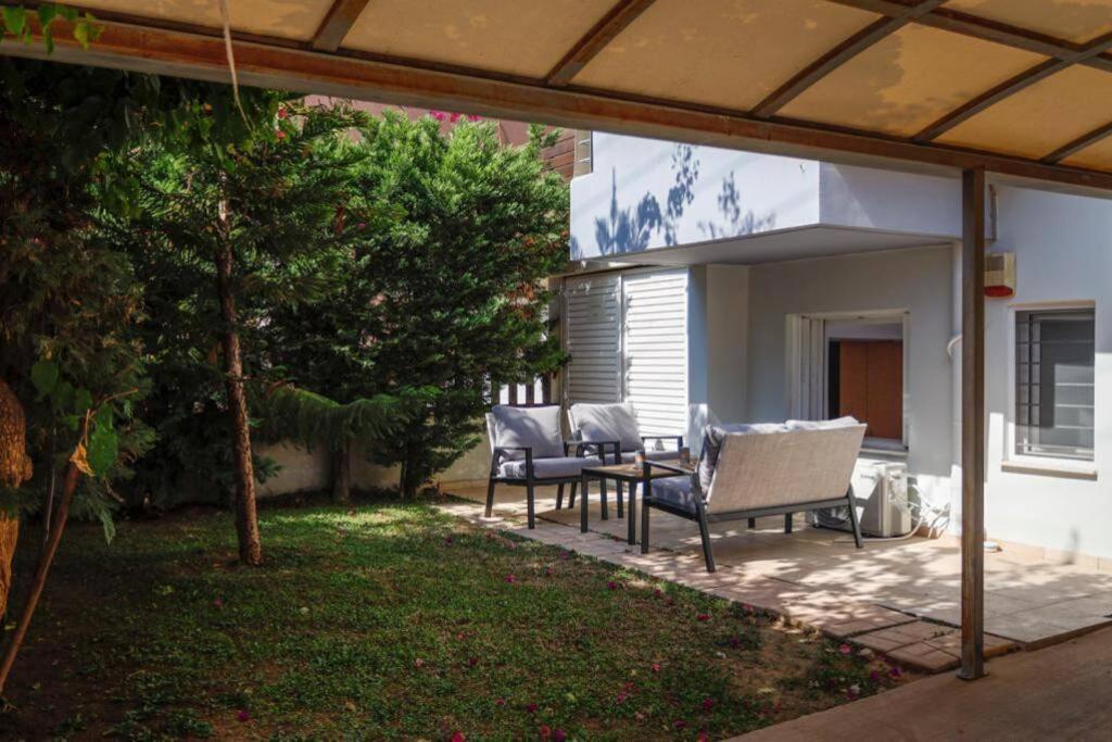 Pame Rentals - Cozy Glyfada Stay With Free Parking Атина Екстериор снимка