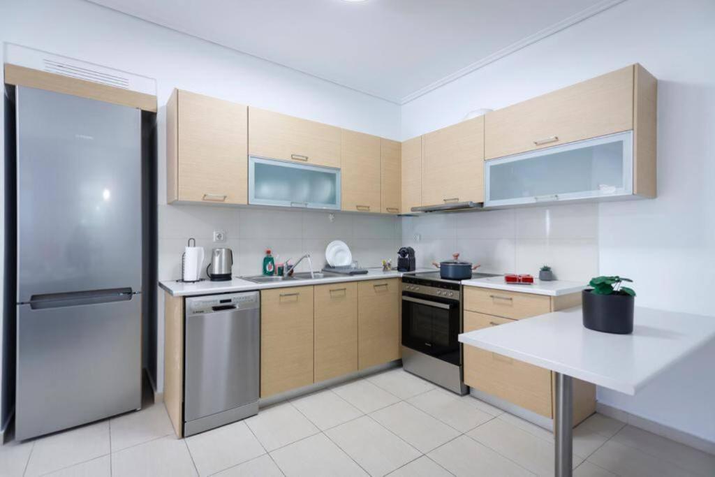 Pame Rentals - Cozy Glyfada Stay With Free Parking Атина Екстериор снимка