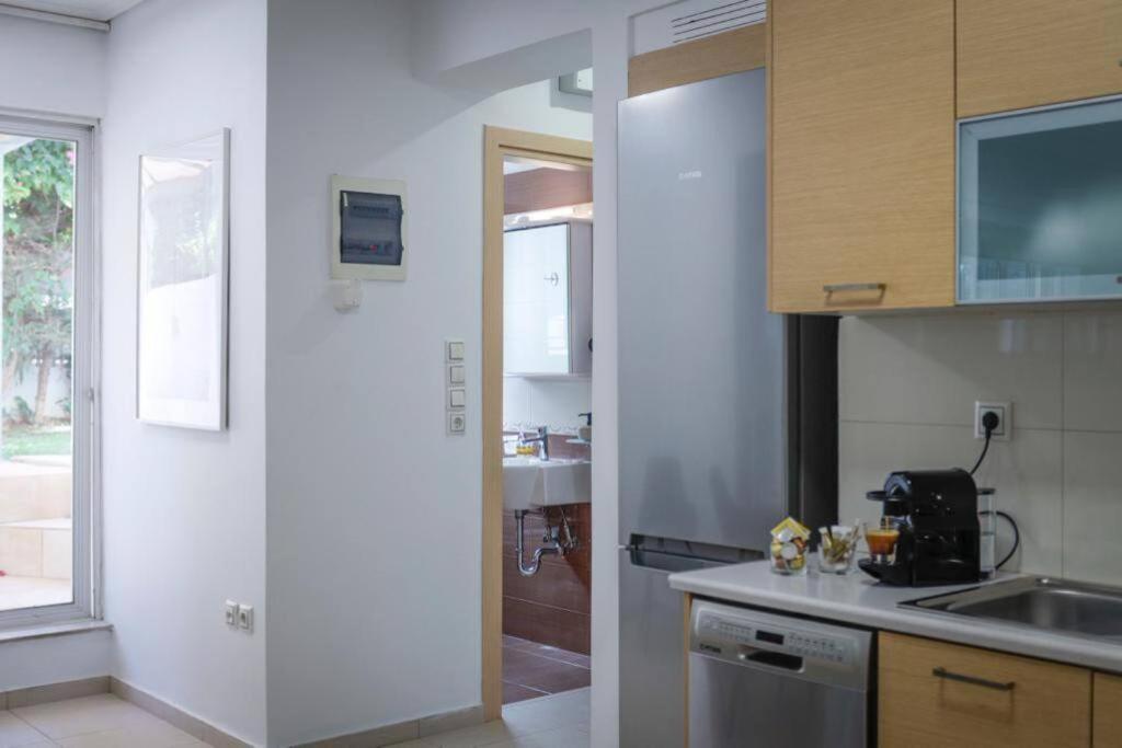 Pame Rentals - Cozy Glyfada Stay With Free Parking Атина Екстериор снимка