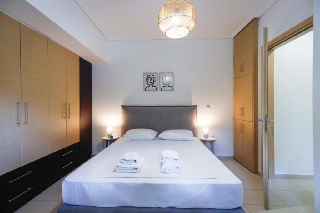 Pame Rentals - Cozy Glyfada Stay With Free Parking Атина Екстериор снимка